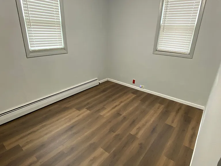 803 Franklin St — Photo 9