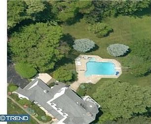 1st image of 48 W Belmont Dr