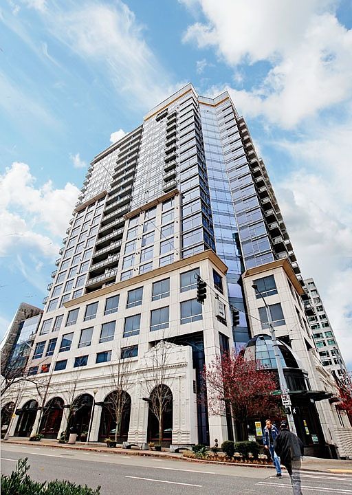 Cristalla Condominiums