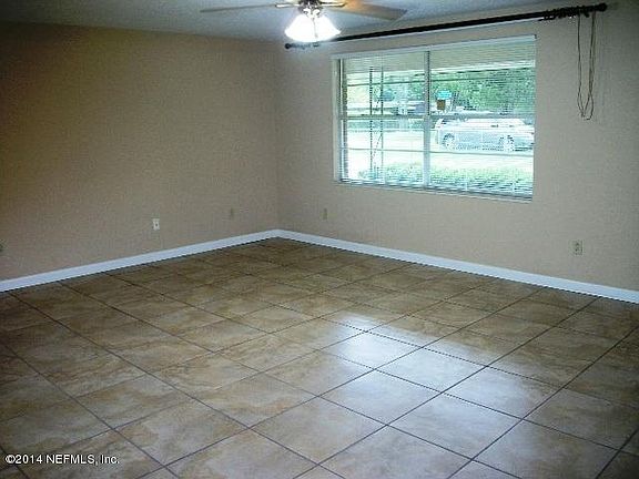 3rd image of 11515 W Court Blvd