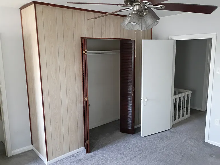 240 Ignatius Ave — Photo 7