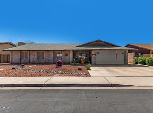 5825 W SUNNYSLOPE Lane, Glendale, AZ 85302