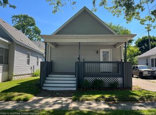 1506 9th St, Port Huron, MI 48060