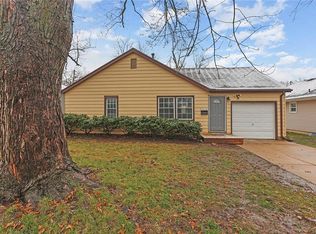 3703 W 47th Pl, Roeland Park, KS 66205