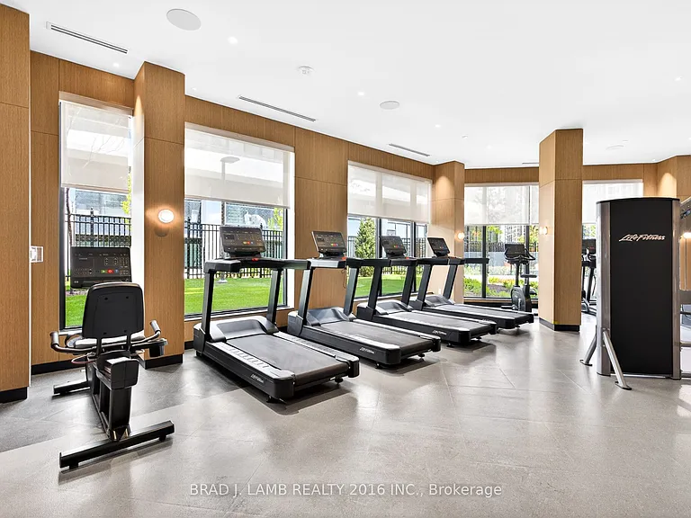 25 Cordova Ave #Penthouse 14 — Photo 18