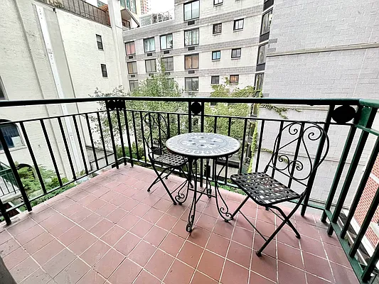 Rented by Tabak Real Estate | media 1