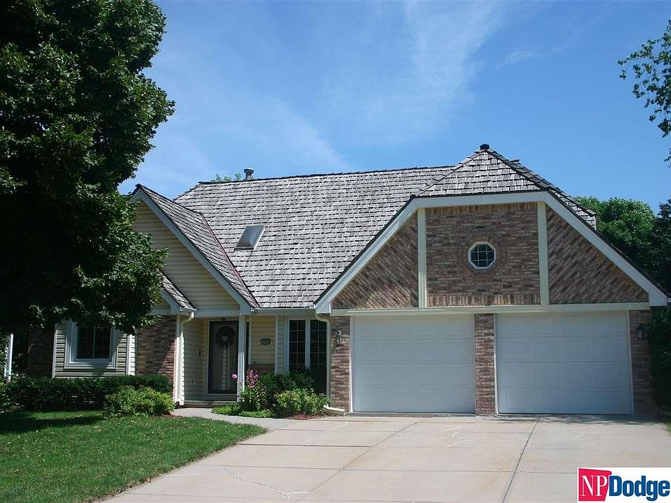 1st image of 10424 Adams Dr