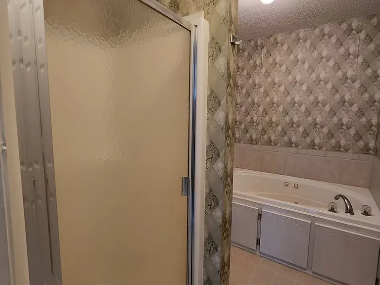 143 S Springview Dr — Photo 13