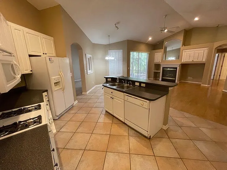 18111 Pheasant Walk Dr — Photo 17