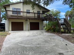594 San Luis St SW, Palm Bay, FL 32908