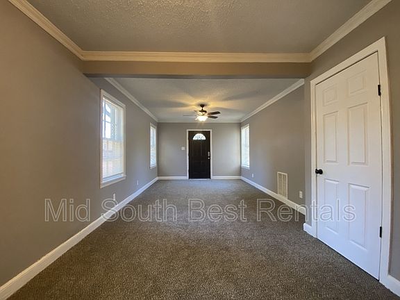 2nd image of 106 E Norwood Ave