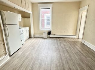 5040 Walnut St #3R, Philadelphia, PA 19139