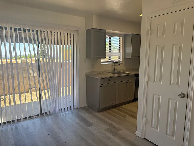 1825B Father Sky St NE — Photo 4