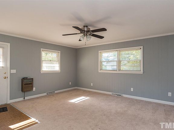 5th image of 516 Oakwood Ln