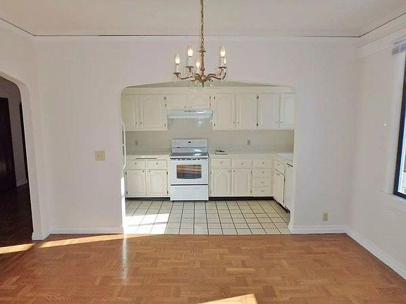 2nd image of 3757 Webster St APT 302