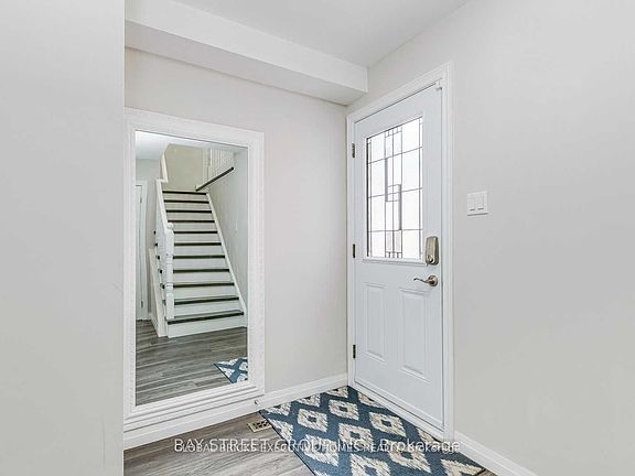 3rd image of 5045 Rundle Ct