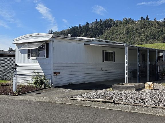 3rd image of 512 Shadow Ranch Ln