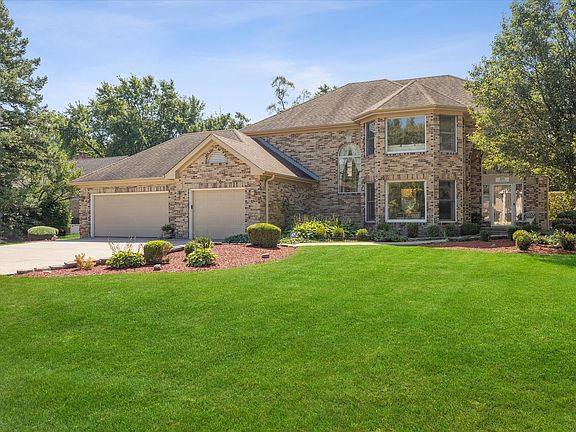 2nd image of 409 Claire Ln