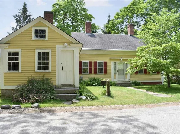 11 Oil Mill Ln, Glocester, RI 02814