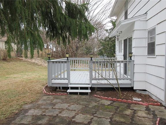 5th image of 119 Munson Dr