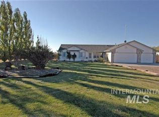 1929 SE Hamilton Rd, Mountain Home, ID 83647