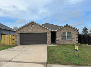 104 Riveria Cv, Haskell, AR 72015