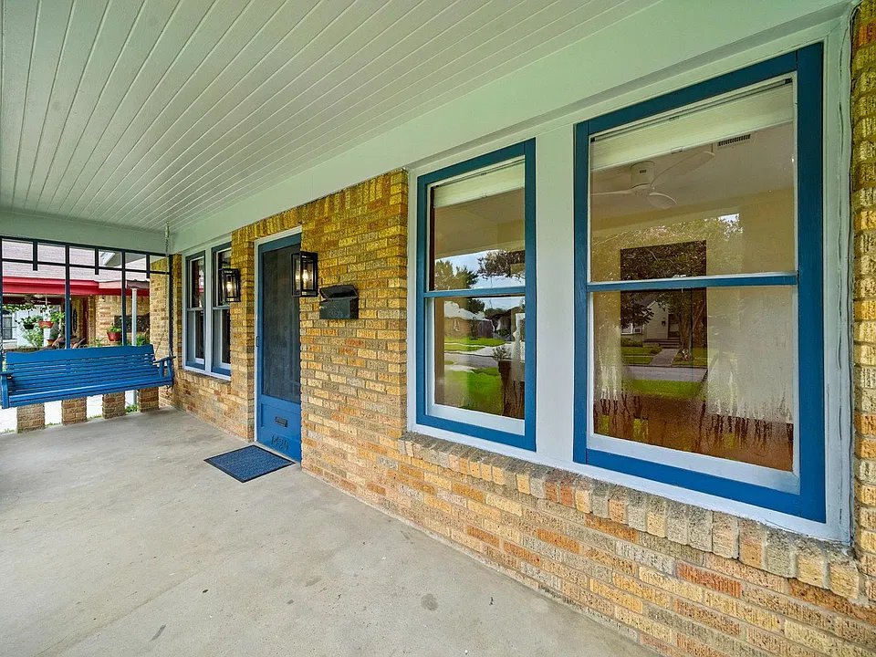 1429 Munger St