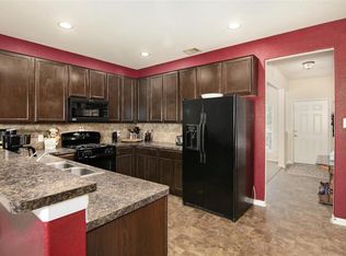 5243 Rio Dr, Baytown, TX 77521