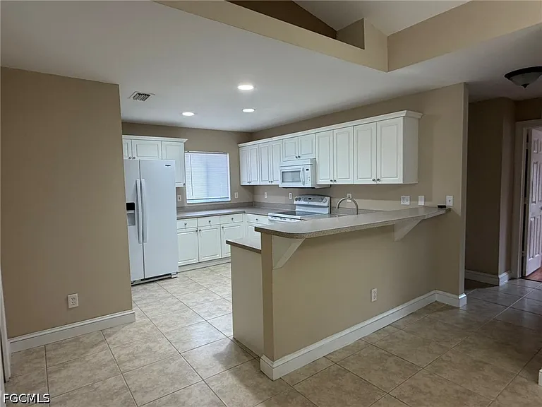 3404 NE 9th Ave — Photo 8