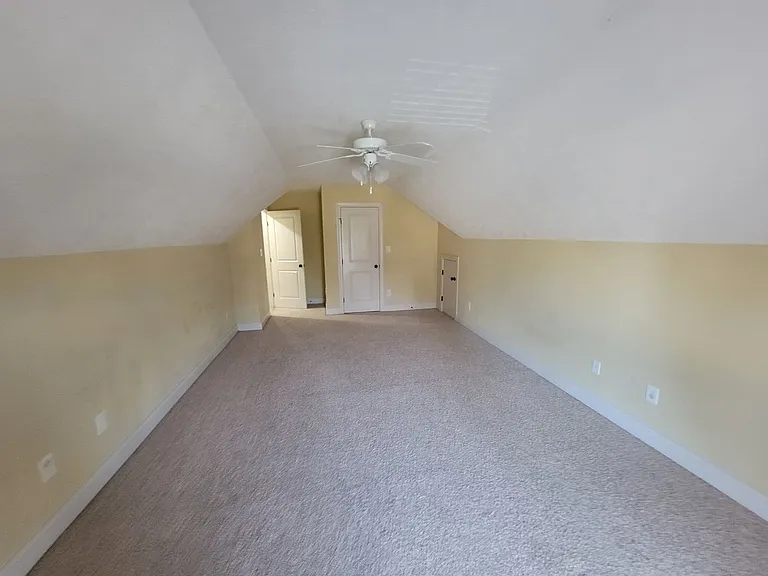 1010 Barrett Dr — Photo 19