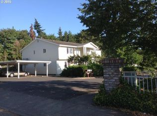 101 Crestview Ter, Cottage Grove, OR 97424