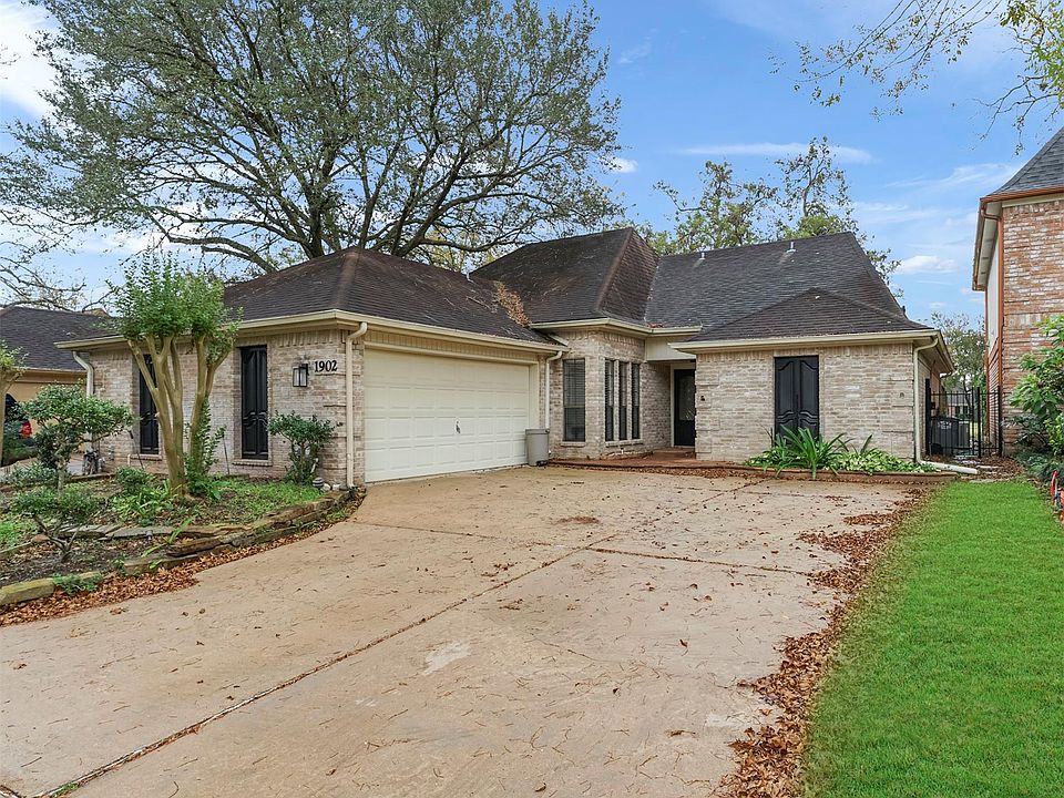 1st image of 1902 Mayweather Ln