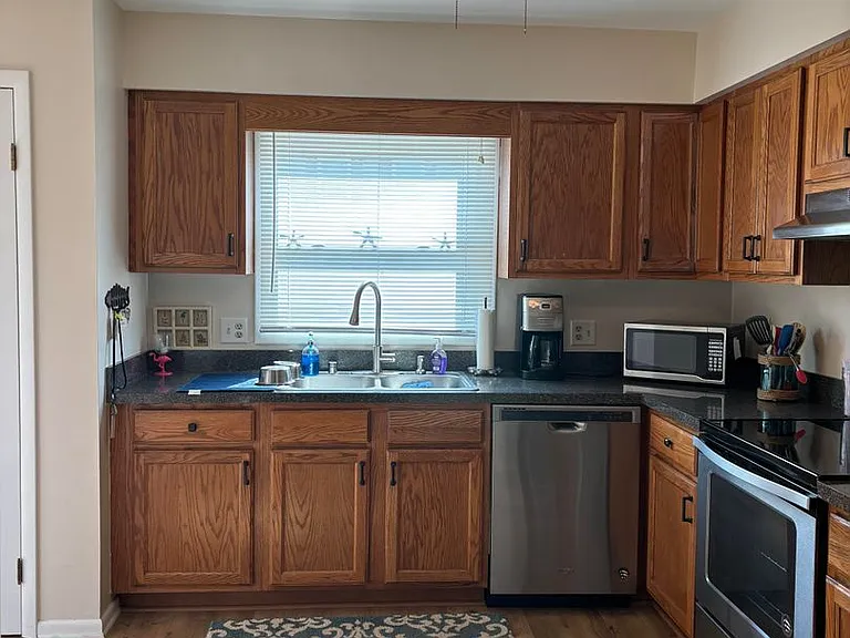 37285 Martin St #28 — Photo 3