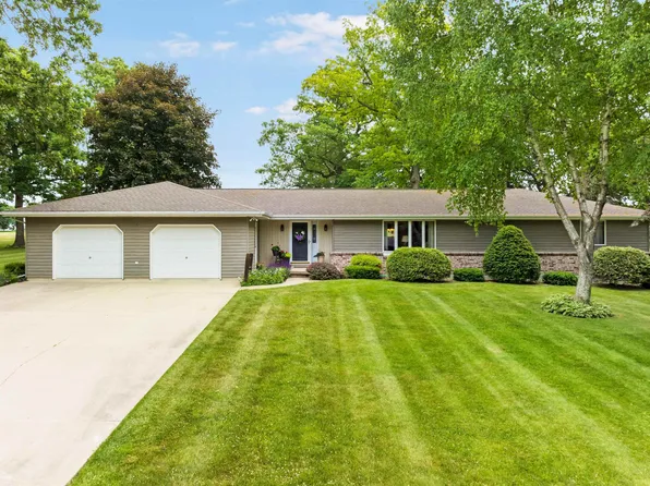 N6944 Laren Ln, Ripon, WI 54971