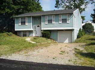 6 Shady Hollow Rd, Pittsburgh, PA 15239