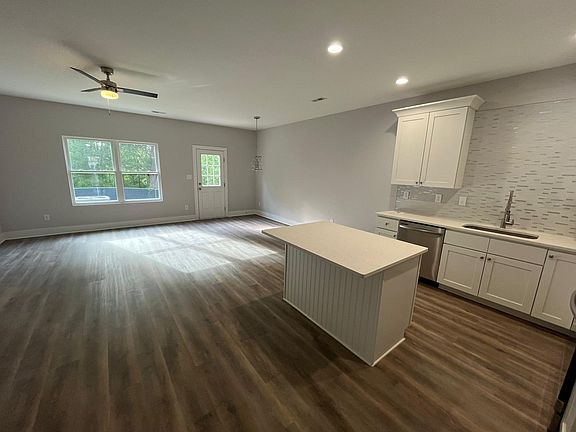 2nd image of 1042 McLain Rd