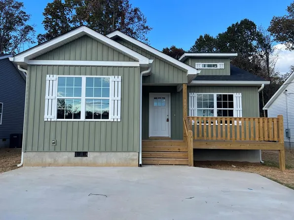 1403 Eastbrook Rd SE, Dalton, GA 30721