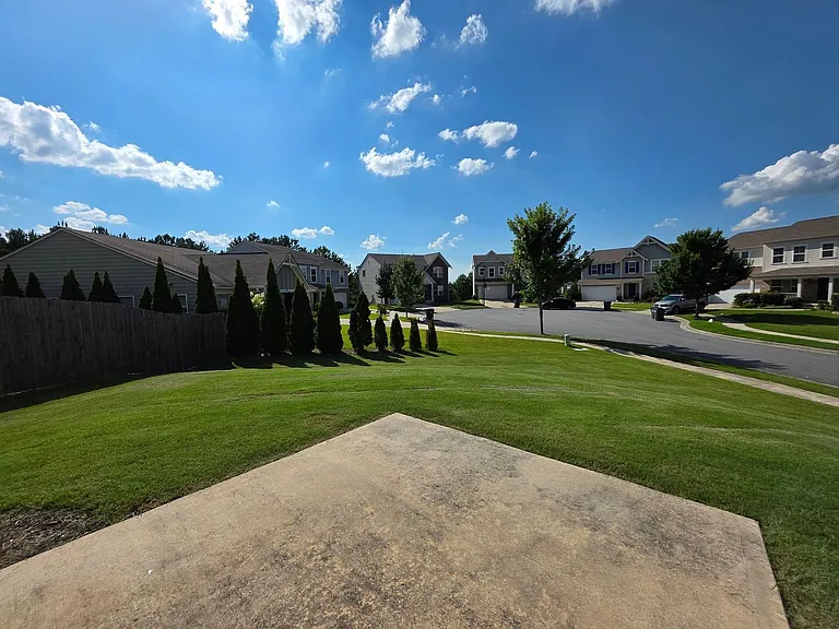 1490 Avalon Creek Rd — Photo 18