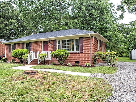 4th image of 4912 Red Oak Ln