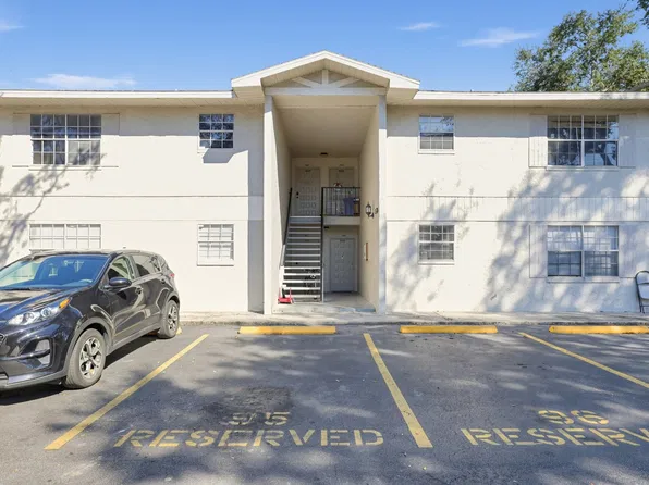 14462 Reuter Strasse Cir APT 603, Tampa, FL 33613