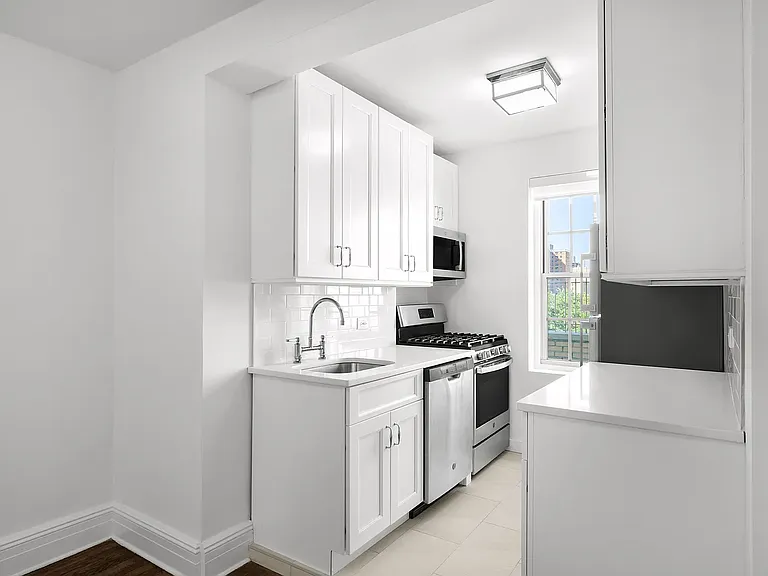 115 W 86th St #20E — Photo 2