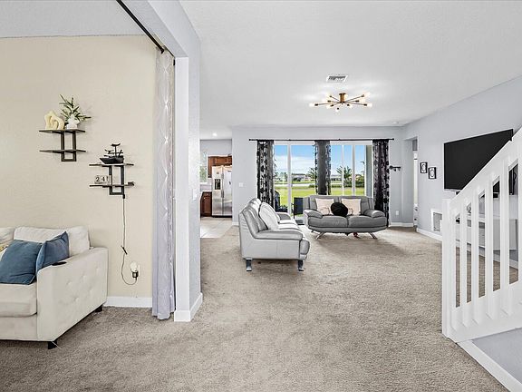 4th image of 7432 NW GREENSPRING Street