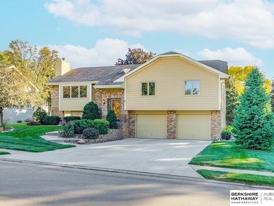 21503 Brentwood Rd, Elkhorn, NE, 68022