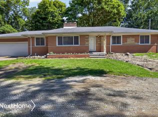 33950 Ecorse Rd, Romulus, MI 48174