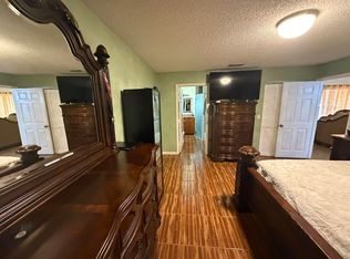 5842 Lake George Pl, Lake Worth, FL 33463