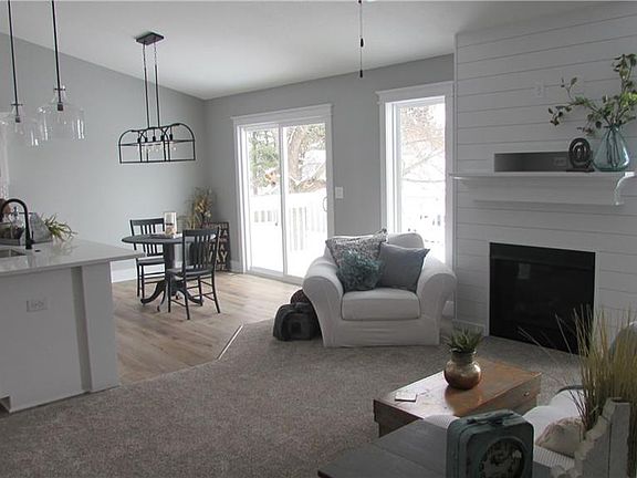 4th image of 1005 N Harlan St