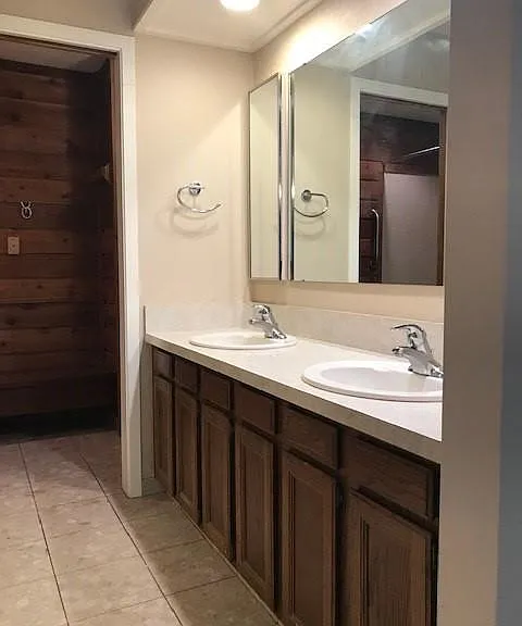Master bath