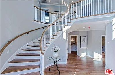 5th image of 2525 31st St