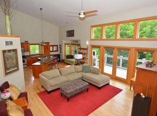 3366 Slinger Rd, Slinger, WI 53086