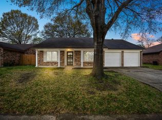 6634 Canyon Way Dr, Houston, TX 77086